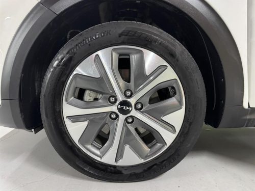Kia Niro Plus EV Air photo 18