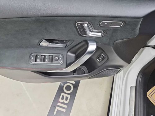 벤츠 A클래스 W177 AMG A35 4MATIC 세단 사진 11
