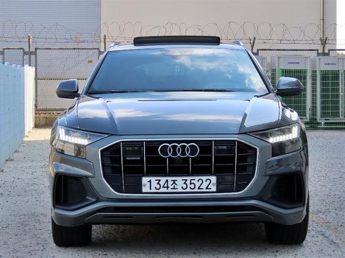 아우디 Q8 50 TDI 콰트로 프리미엄