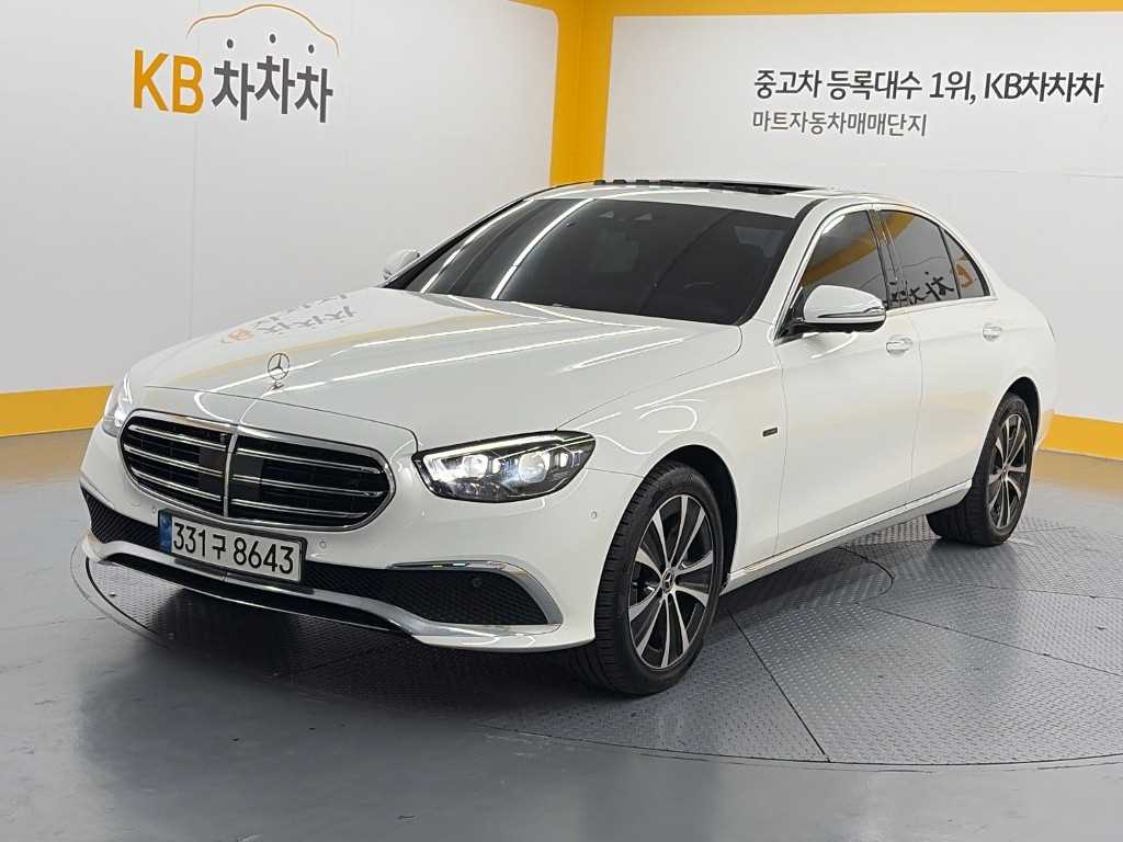벤츠 E-클래스 W213 E300e 4MATIC 익스클루시브