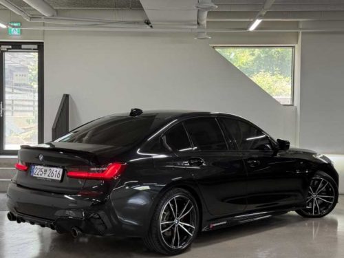 BMW 3시리즈 (G20) 320i M 스포츠 사진 2