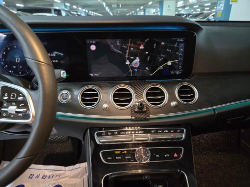 벤츠 E-클래스 W213 E300 아방가르드 사진 11