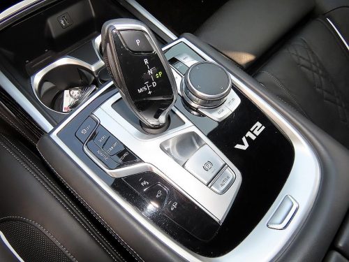 BMW 7시리즈 (G11) M760Li xDrive 사진 11