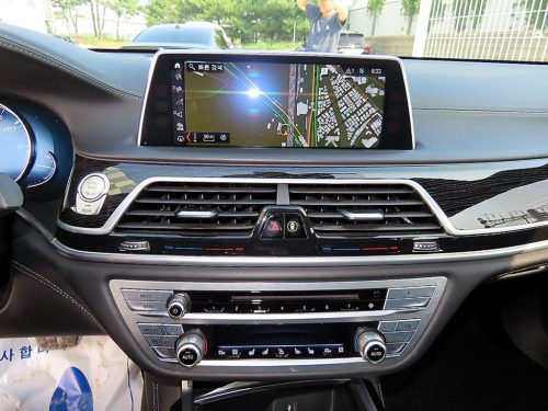 BMW 7시리즈 (G11) M760Li xDrive 사진 13