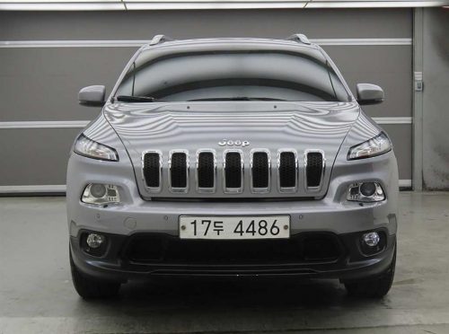 지프 체로키(KL) 2.0 디젤 론지튜드 AWD 사진 2