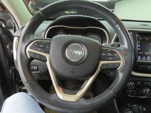 지프 체로키(KL) 2.0 디젤 론지튜드 AWD 사진 8