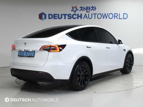 테슬라 모델 Y RWD 사진 2