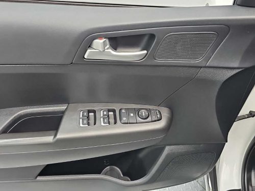 기아 스포티지 더 볼드 2.0 가솔린 2WD 사진 17