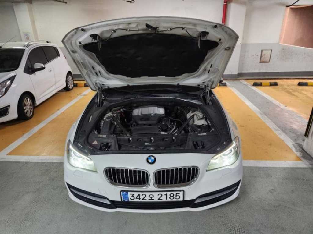 BMW 5시리즈 (F10) 520d 럭셔리 플러스 사진 8