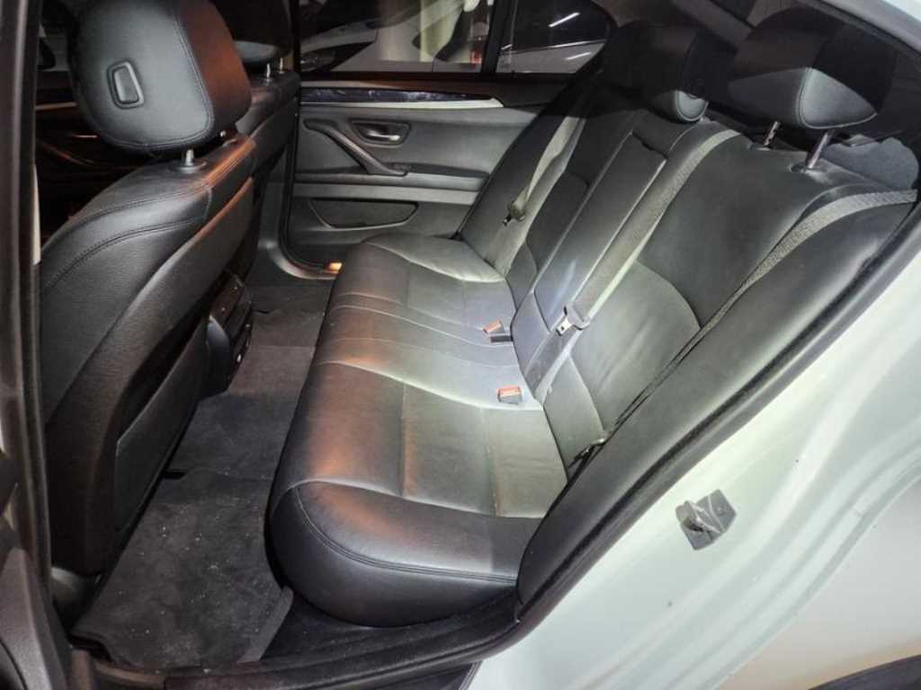 BMW 5시리즈 (F10) 520d 럭셔리 플러스 사진 10