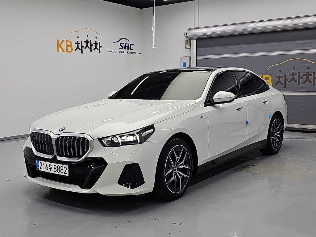 BMW 5시리즈 (G60) 520i 사진 1