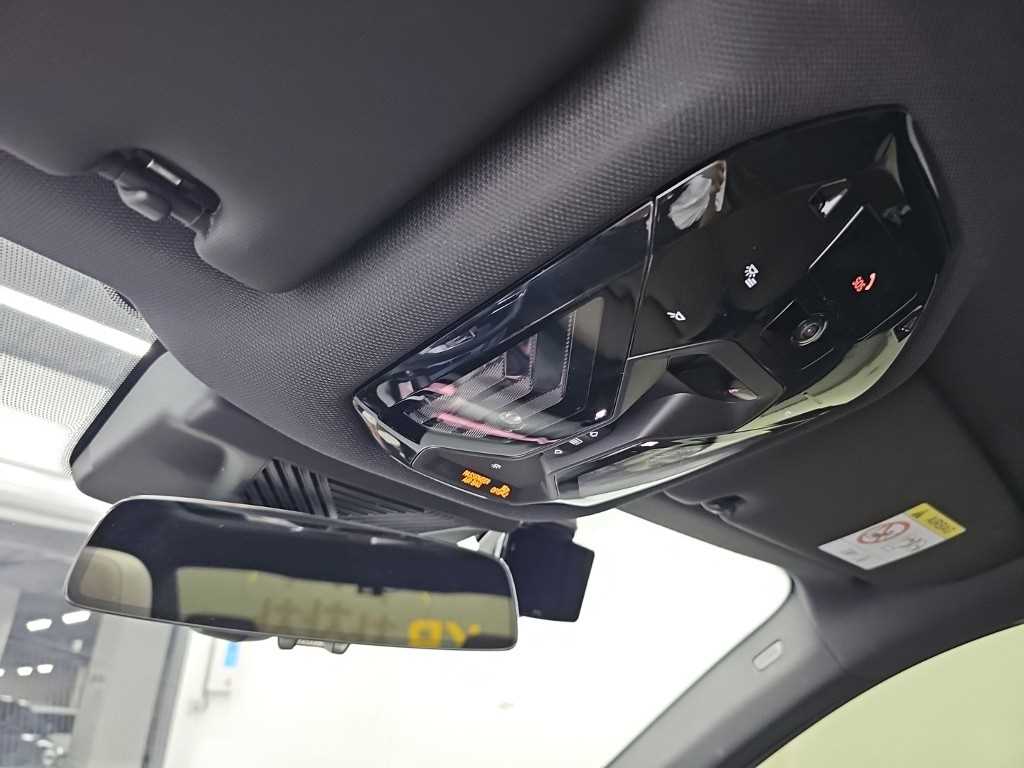 BMW 5시리즈 (G60) 520i 사진 18