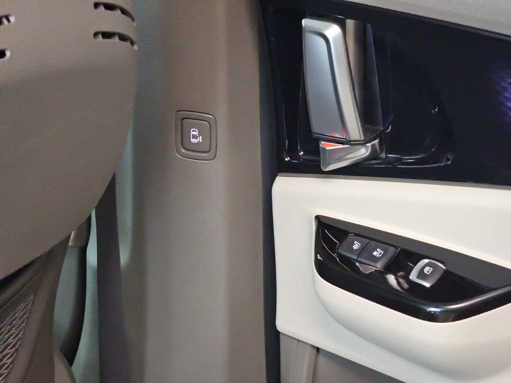 Vehiclephoto 14