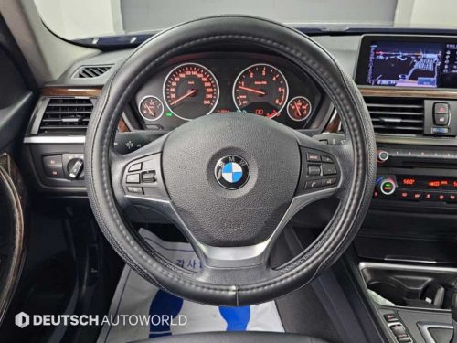 BMW 3시리즈 (F30) 320d 사진 13