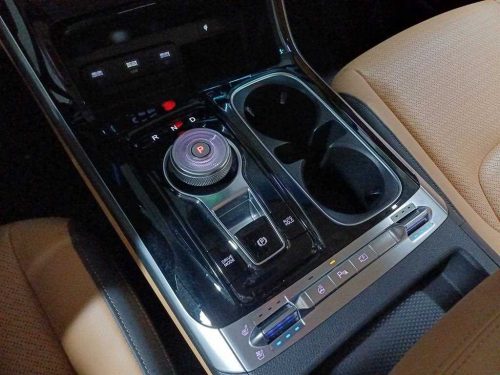 Kia Carnival 4th Gen Gasoline 9-Seater Signature photo 11