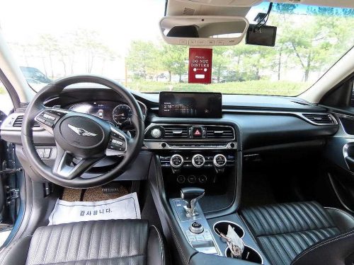 제네시스 더 뉴 G70 가솔린 2.0T 4WD 사진 모두보기