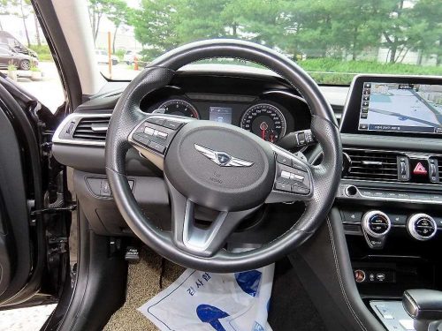 제네시스 G70 2.0T 사진 8