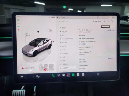 테슬라 모델 Y 퍼포먼스 사진 16