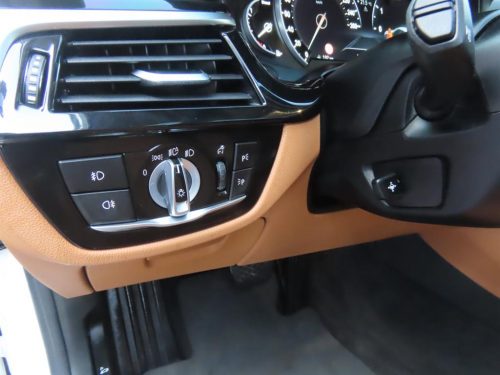 BMW 5시리즈 (G30) 520d M 스포츠 플러스 사진 모두보기