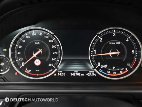 BMW 5시리즈 (F10) 520d xDrive M 에어로다이나믹 사진 9