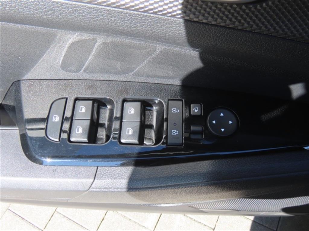 기아 스포티지 5세대 (NQ5) 2.0 LPG 2WD 사진 12