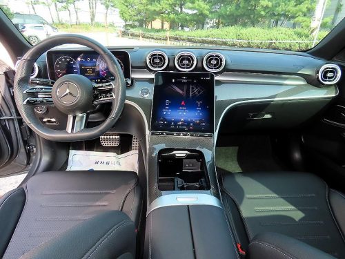 벤츠 C클래스 W206 C300 AMG 라인 사진 모두보기