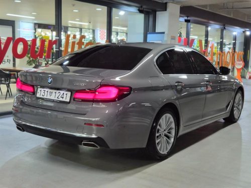 BMW 5시리즈 (G30) 520i M 스포츠 사진 모두보기