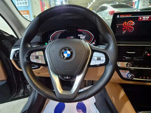 BMW 5시리즈 (G30) 520i M 스포츠 사진 8