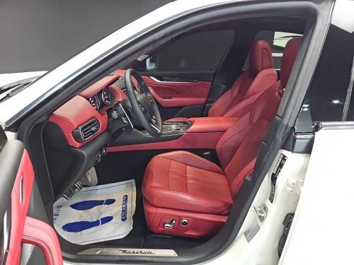 마세라티 르반떼 3.0 S AWD 모데나 사진 11