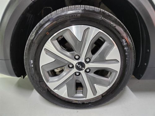 Kia Niro Plus EV Air photo 18