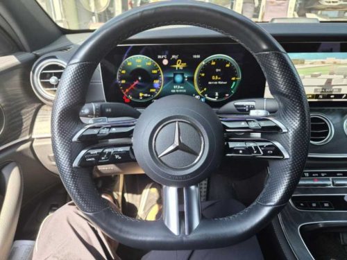 벤츠 E-클래스 W213 E220d 4MATIC AMG라인 사진 14