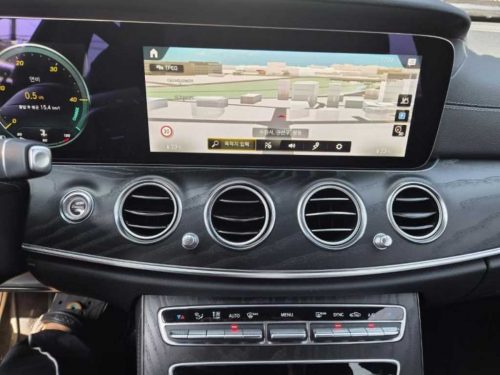 벤츠 E-클래스 W213 E220d 4MATIC AMG라인 사진 15