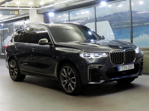 BMW X7 (G07) M50i