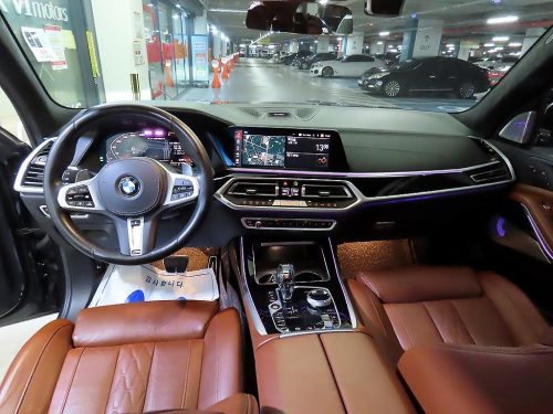 BMW X7 (G07) M50i 사진 10