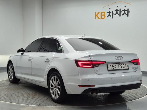 아우디 A4 (B9) 35 TDI 콰트로 사진 4