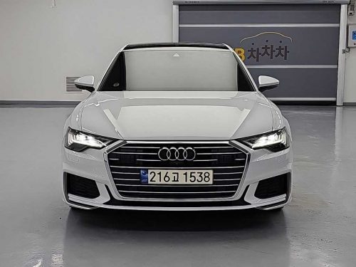 아우디 A6 (C8) 45 TFSI 프리미엄 사진 2