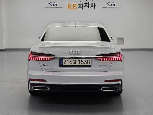 아우디 A6 (C8) 45 TFSI 프리미엄 사진 3