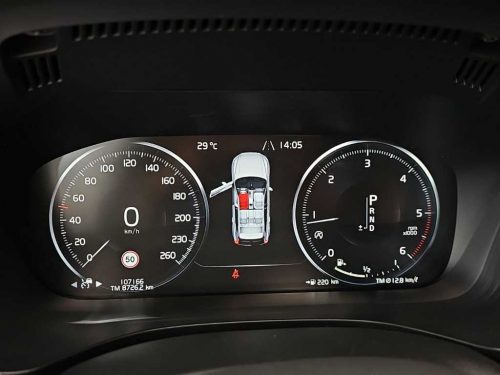 볼보 XC60(2세대) D4 AWD 인스크립션 사진 6