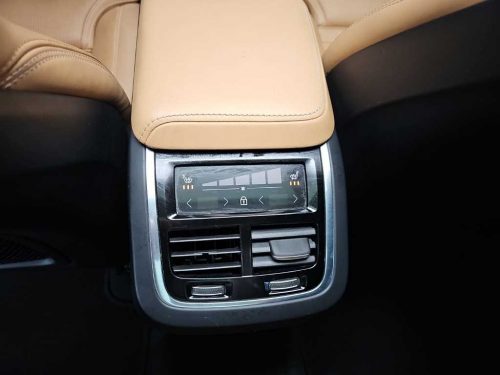 볼보 XC60(2세대) D4 AWD 인스크립션 사진 13