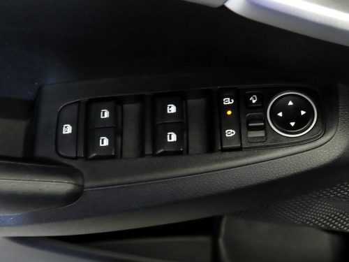 기아 더 뉴 셀토스 가솔린 1.6 터보 2WD 사진 13