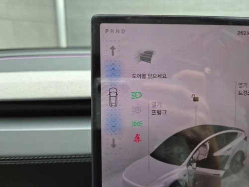 테슬라 모델 Y 사진 10