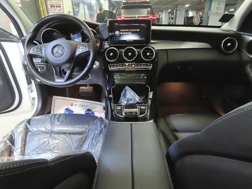 벤츠 C클래스 W205 C220 d 아방가르드 사진 10
