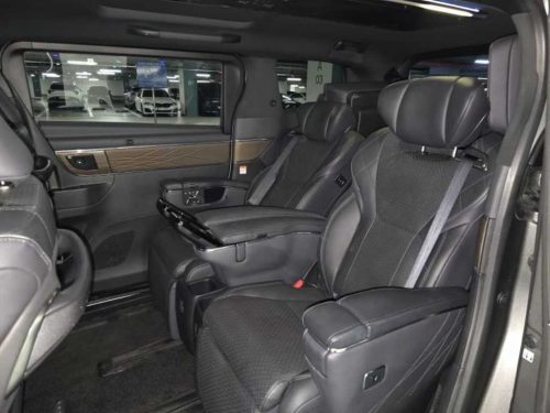 토요타 알파드 4세대 2.5 HEV AWD 사진 8
