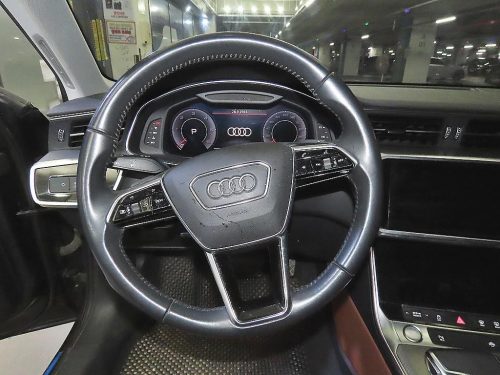 아우디 A6 (C8) 40 TDI 사진 8