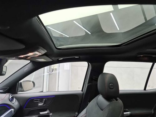벤츠 EQB (X243) EQB 300 4MATIC 사진 모두보기