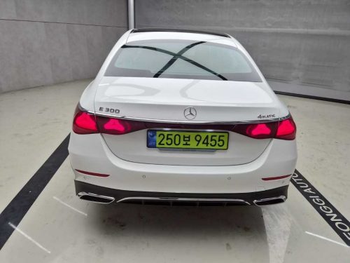 벤츠 E-클래스 W214 E300 4MATIC 사진 3