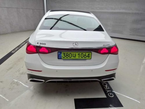 벤츠 E-클래스 W214 E300 4MATIC 사진 3
