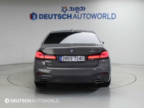 BMW 5시리즈 (G30) 520i M 스포츠 사진 4
