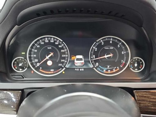 BMW 7시리즈 (F01) 750 사진 6
