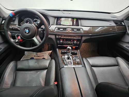 BMW 7시리즈 (F01) 750 사진 모두보기